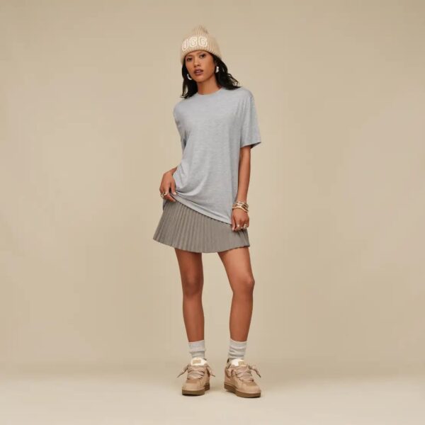 ⁦UGG Lowmel Sand נעלי סניקרס לנשים לואמל סנד⁩ – תמונה ⁦4⁩