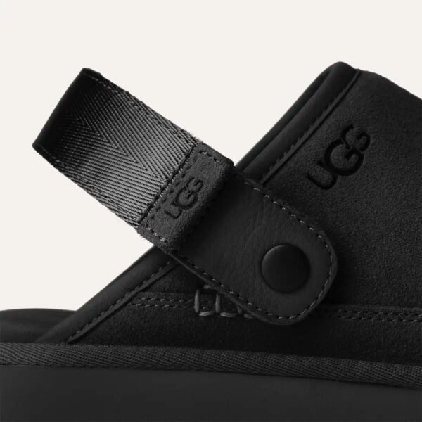 ⁦UGG Goldencoast Clog II Black | כפכפי גברים שחורים⁩ – תמונה ⁦4⁩