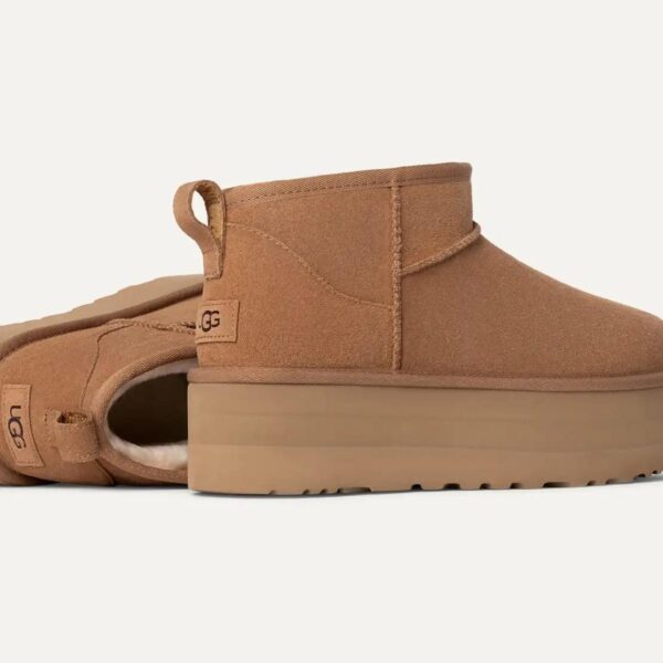 ⁦מגפי UGG נשים Classic Ultra Mini עם סוליית פלטפורם – Chestnut⁩ – תמונה ⁦6⁩